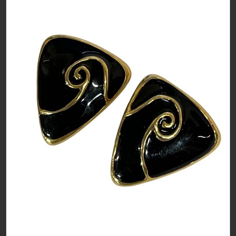 Givenchy Designer Signed Vintage Enamel Elegant Black Gold Plated Clipon Earring - Picture 7 of 13